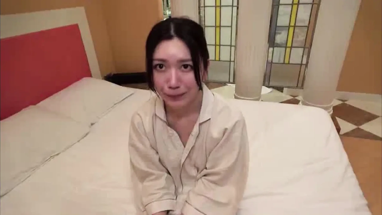 Part 1 "Is it instinct..."Saya (30), a beautiful woman who wants to have a child even if she is single, releases her sexual desire accumulated through sex for the first time in a long time and becomes pregnant!