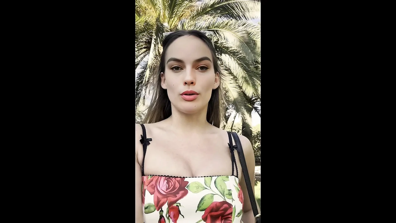 Jade, 24 years old life coach for the first time