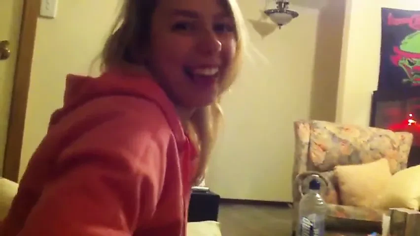 Girlfriend series 1 - Amateur movie date turned into sex