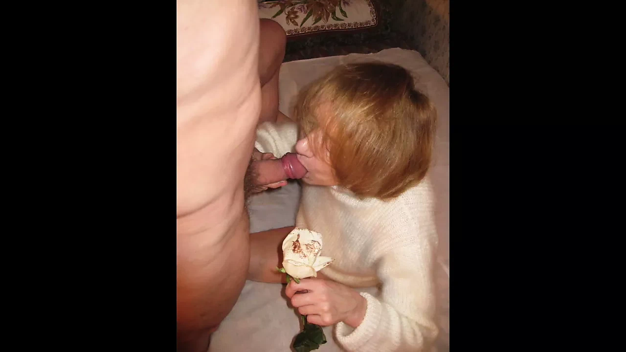 GRANNY KNEADS MORE FUCKING DOUGH!