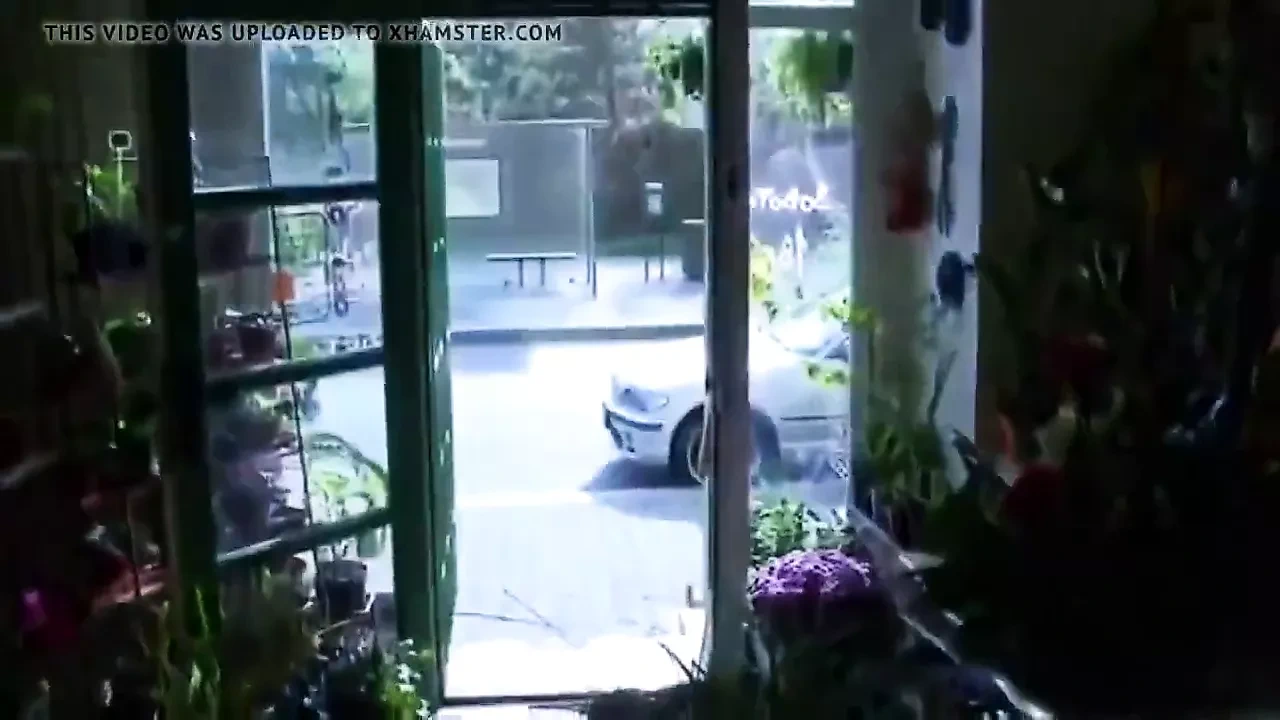 Hot Mature Mom fucke in Flowershop