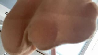 GIANTESS IN NYLONS GONNA SMASH YOU NOW