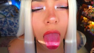Captain bounce her big tits and shows her mouth open