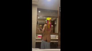 Daddy's girl is dancing, undressing in the bathroom and admiring her body!