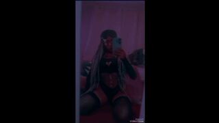 Sígueme en mis links bio