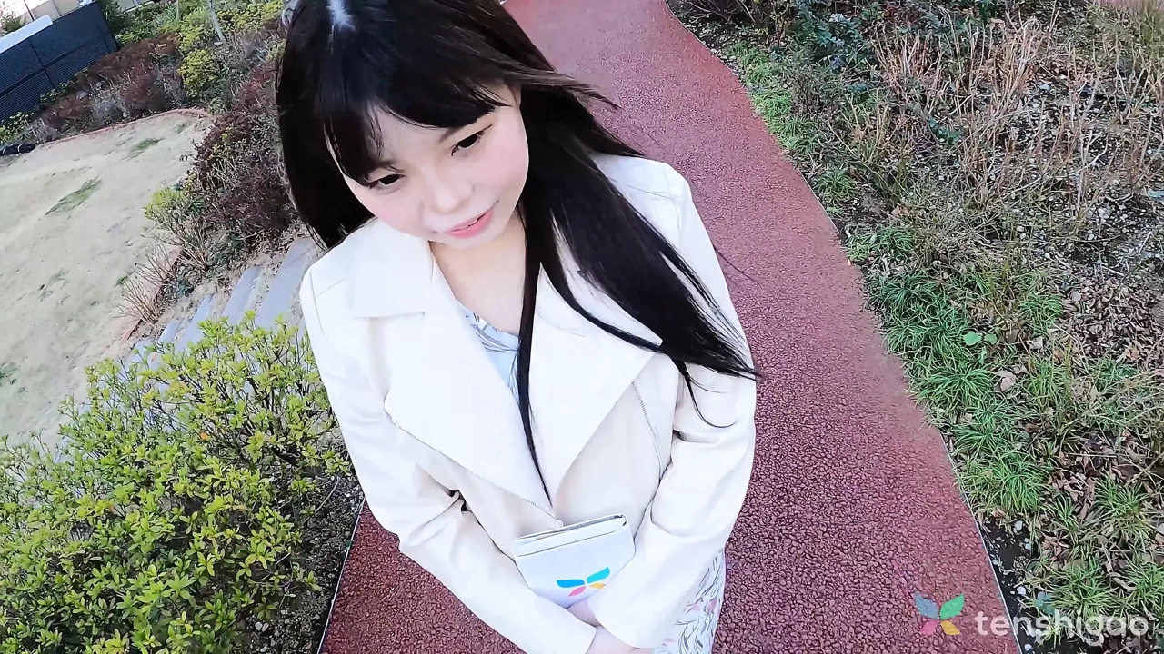 Mai Toda Showing off Her Cute Ass in Panties and Pantyhose