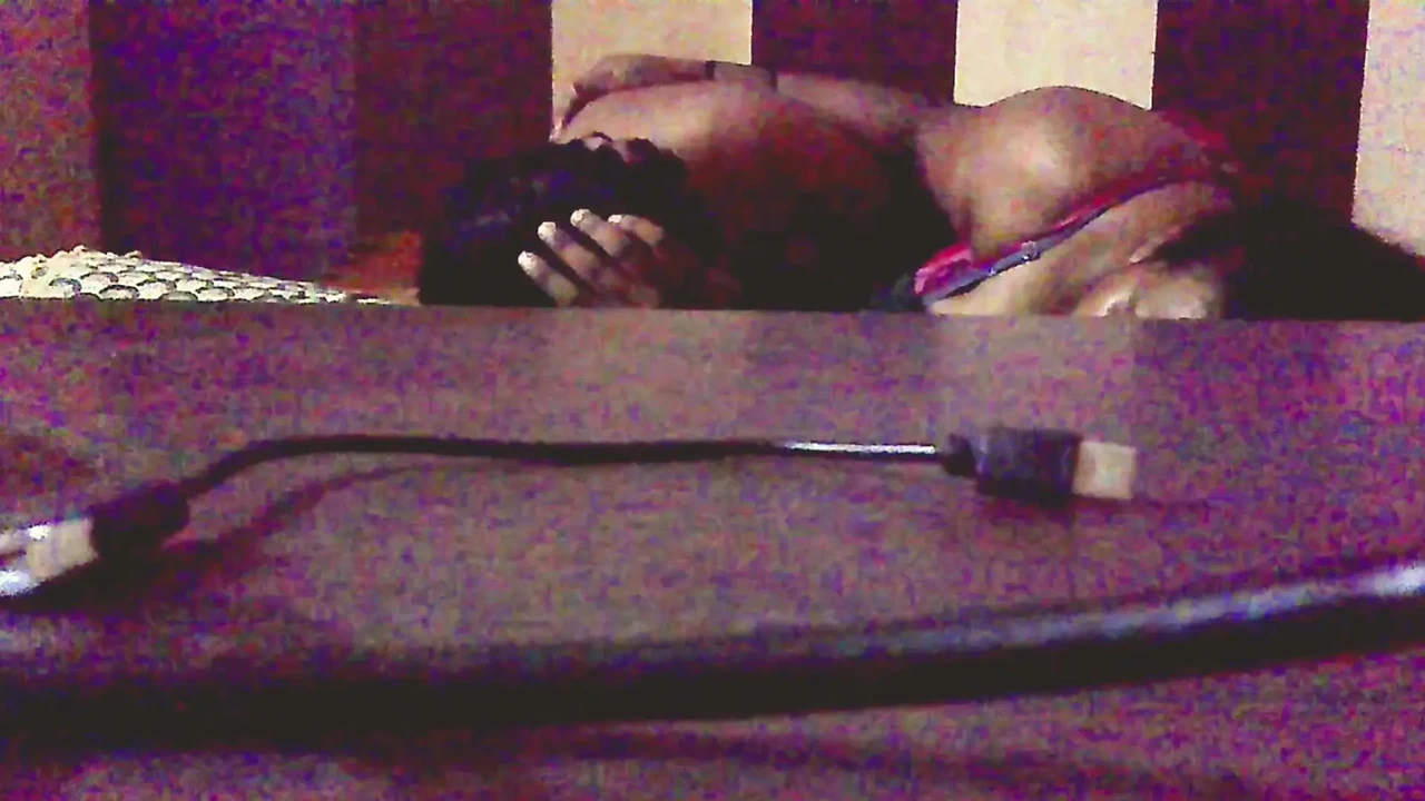 Desi Couple having sex in room