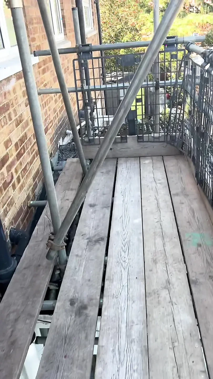 Young Trainee Gets to Watch a Window Peep Show