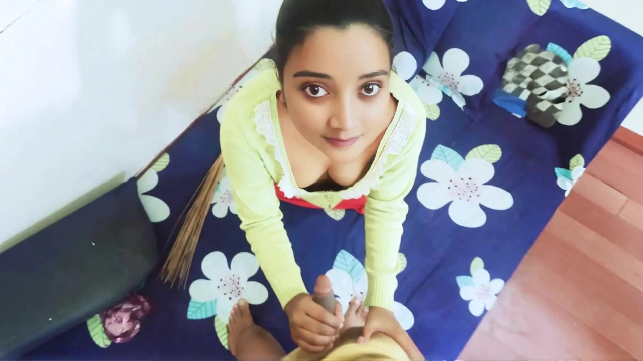 my stepmom give me to suck her boobs and than she get horny and give to duck her pink pussy