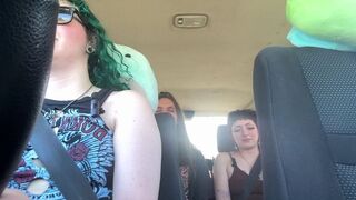 Car podcast turns into backseat blowjob (FuckBox ep.1)