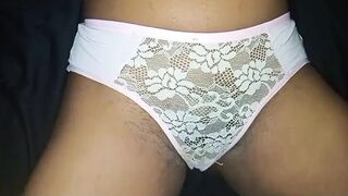 Sri lankan teen girl Fucked in the pussy with a perfume bottle solo