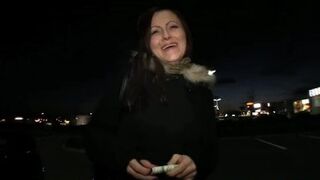 PublicAgent Belinda given a creampie a public car park