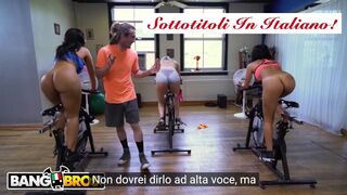 BANGBROS - Rose Monroe Exercise Video With Italian Subtitles!