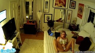 lesbian teen step sister caught giving her pussy a massage trying to squirt