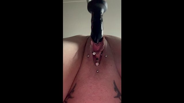 Daddy and the fuckmachine remote