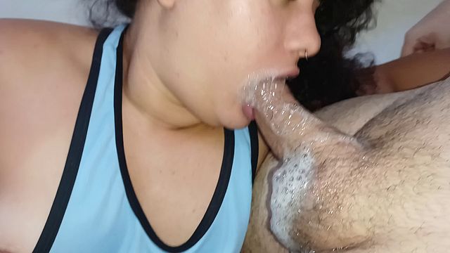 BLOWJOB Cinematic of Porn, the spit and saliva soaks the entire Cock????