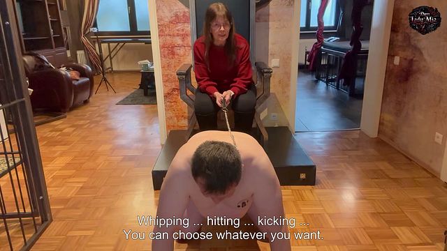 Domlady Mia offers BDSM videos on request.