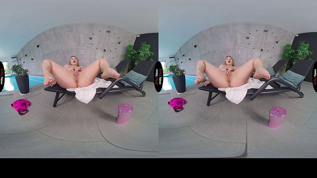 Fit blonde babe Nika Nut plays with wet pussy — VirtualTaboo
