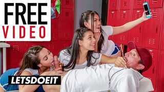 Gina Valentina & Friends Suck J Mac Dry in Wild Foursome Full Scene
