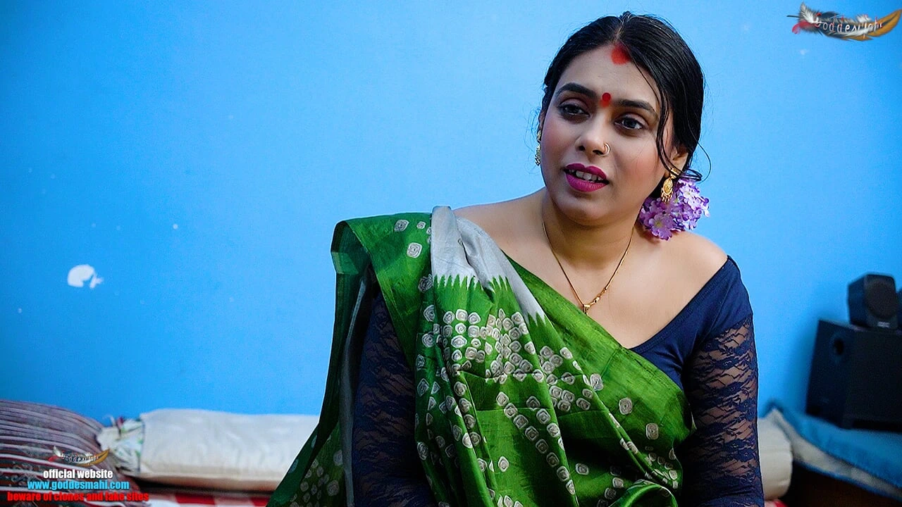 Bade Dudh wali Paros Ki bHabhi Ko water Mangne ke Bahane Chod Diya when she waS ALONE AT HOME ( HIndi Audio )