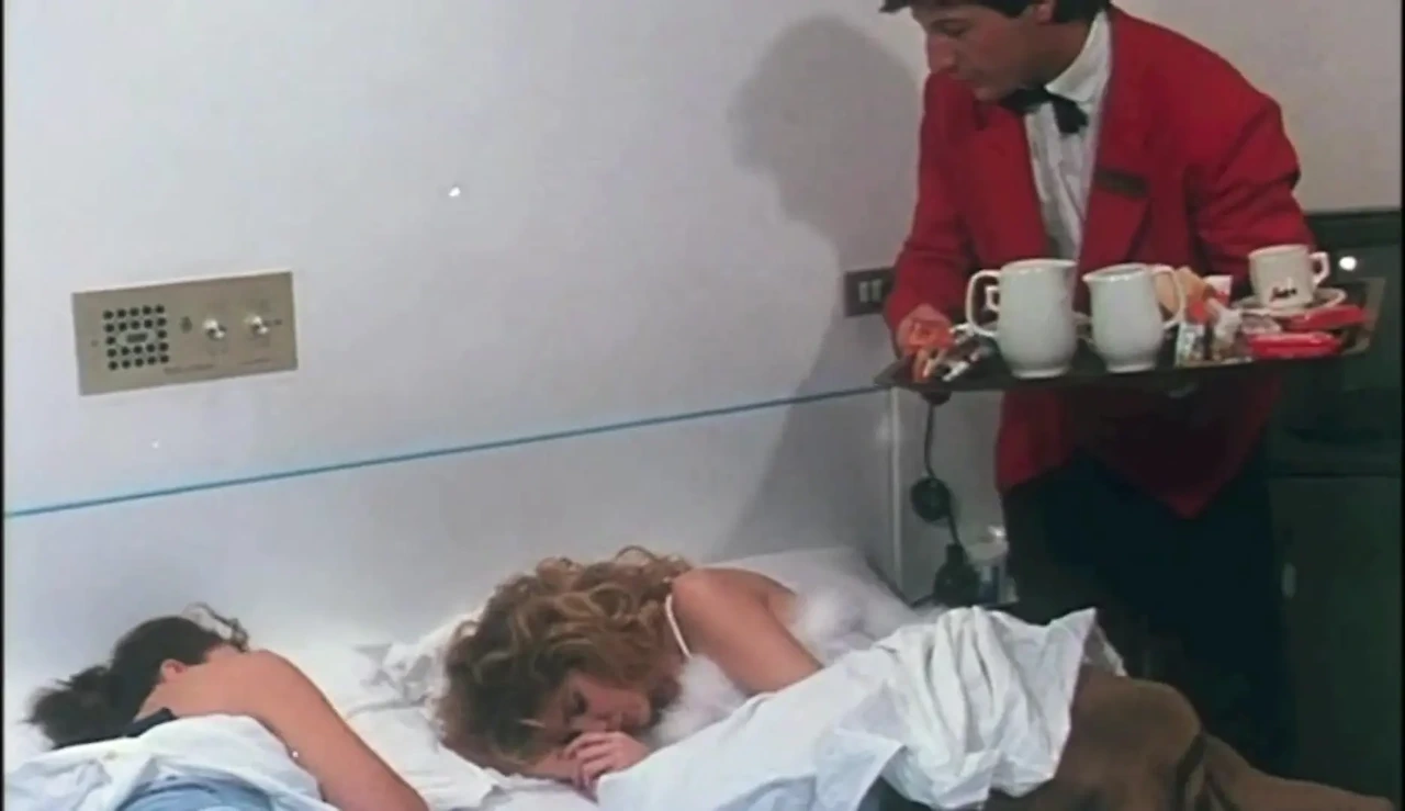 Room Service: a Waiter for 2 Cum-thirsty Sluts