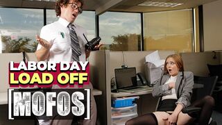 MOFOS - Cutie Ava Hardy Pushes The Nerdy Pervert Robby Apples' Head Into Her Pussy For Labor Day