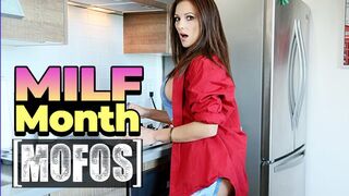 MOFOS - Hottie Mandy Flores Moans With Pleasure As David Flores Fingers Her Asshole