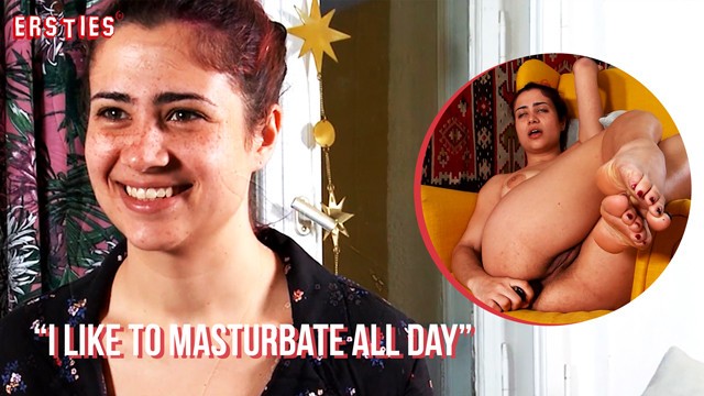 Ersties - Nala From Barcelona Masturbates With a Plug