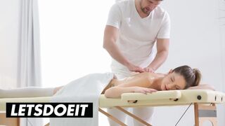 Rebecca Volpetti Receives Oil Massage And Romantic Sex with Masseur - WHITEBOXXX