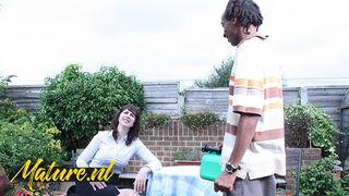 Big Round Ass MILF Fucked In The Backyard By BBC
