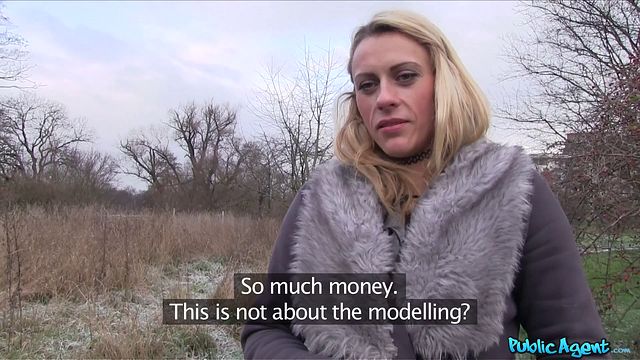 I Warm My Big Dick inside her Warm Moist Pussy - Public Agent