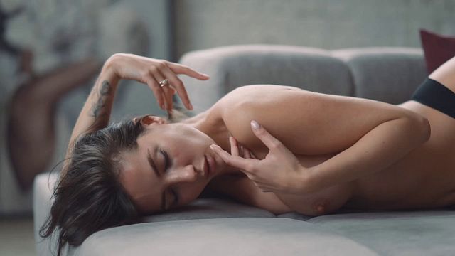 SKINNY TALL UKRANIAN ART NUDE MODEL | SANKTOR
