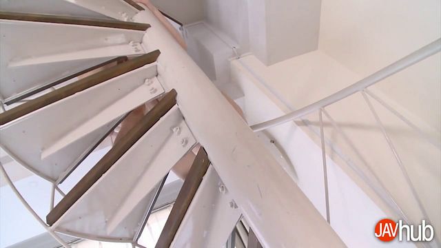 Remon Takes Boyfriend in Hot Apartment Fuck