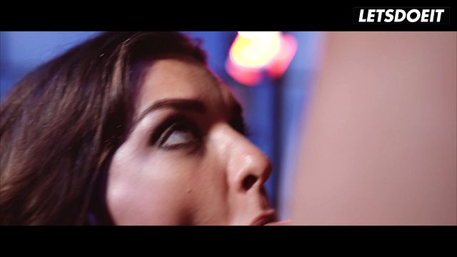 Henessy Licks Cum Off His BBC Then Fucking Deepthroats Every Inch