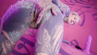 Hard Anal Fuck with Gape and Toy Play