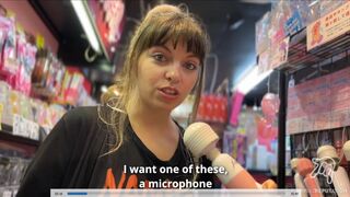 Exploring Tokyo's Crazy Sex Shops!! + Toy tryout!!