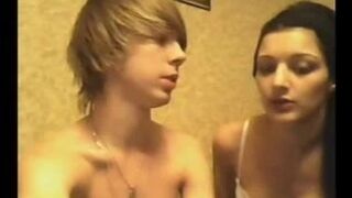 Armenian girl with Russian boyfriend fuck on webcam