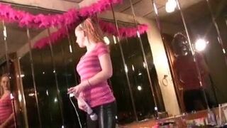 do anybody learn how dance contact me Trisha Annabelle e-mai