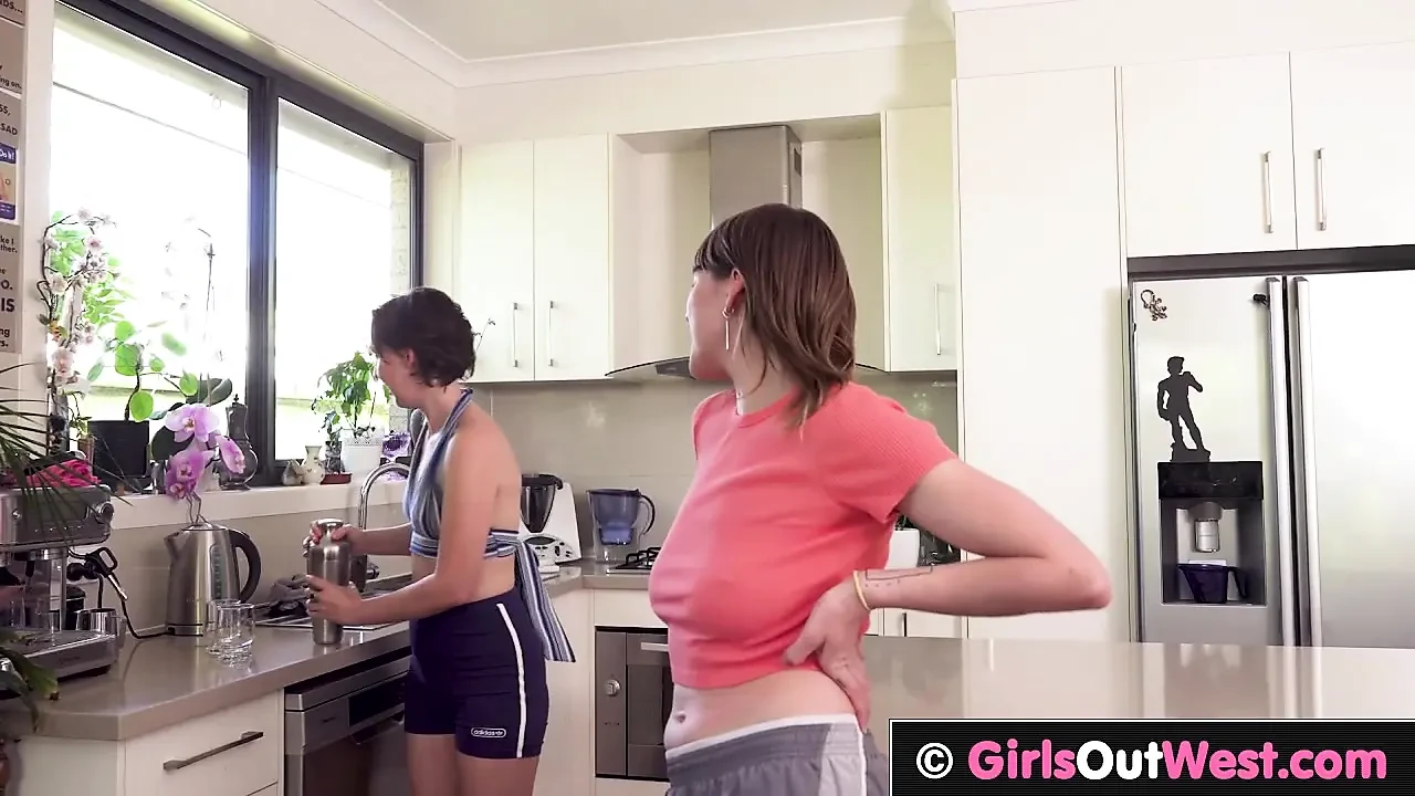 Hirsute lesbian licked and finger-fucked on the countertop