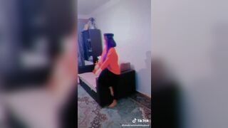 Aze Tiktok girl pantyhose feet