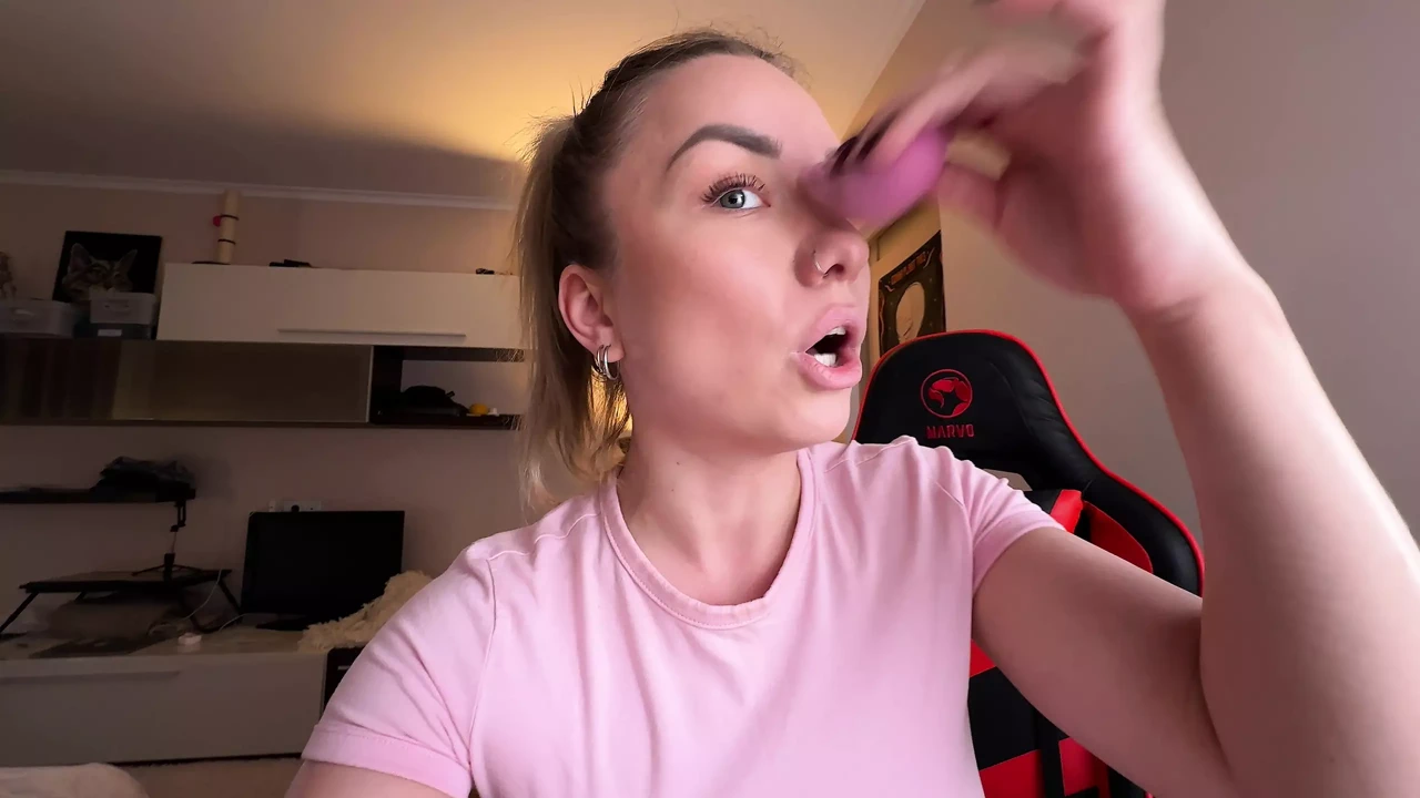 Italian wife slut sucks her stud's cock.