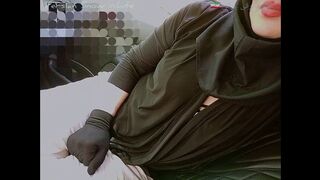 بعد دانشگاه همکلاسی حشریم رو بردم یه جا خلوت تو ماشین ترتیبشو دادم