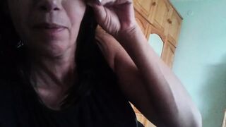 Vezbanje na pusenje na mojot kur (Training to suck my cock)