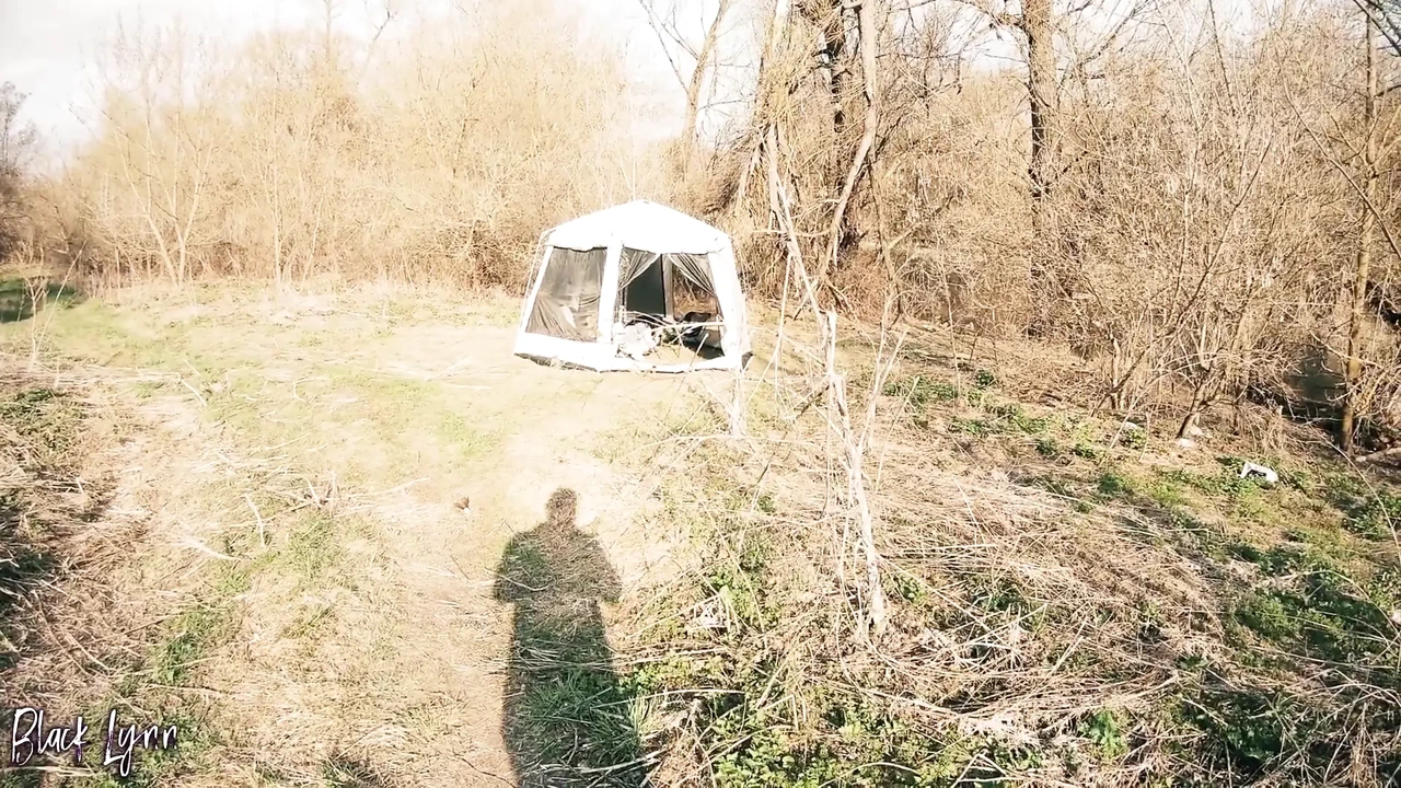 Cheating Tourist Sucked Stranger in a Tent for Help - Mouthful of Cum and Oral Creampie - Black Lynn