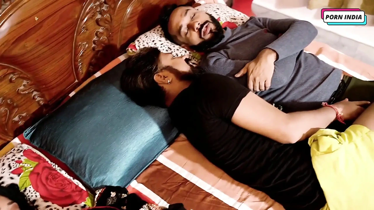 Hardcore Threesome Romantic Sex with Big Boobs Aunty