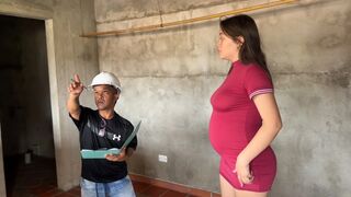 Little engineer fucks a pregnant girl in exchange for giving an inspection of her house and ends up putting his huge big cock in her.