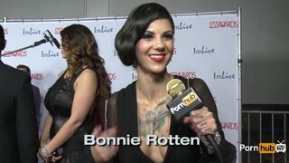 PornhubTV - Do You Masturbate? Red Carpet AVN Awards 2014