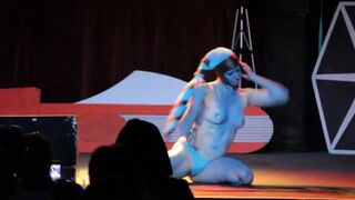 Twi' Lek cosplay burlesque dance