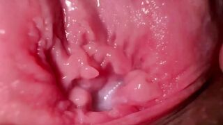 SUPER CLOSE UP - this is what the inside of the vagina looks like