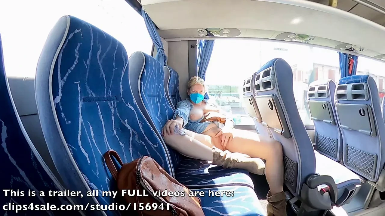 Exhibitionist MILF flashes and gets crossed legs orgasm in a public bus